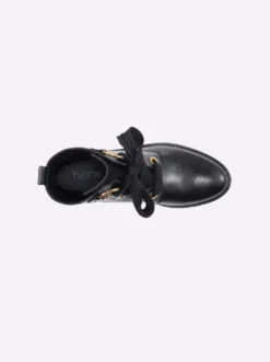Schnürstiefelette