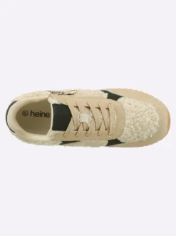 Sneaker