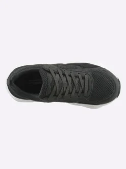 Sneaker mit Mesh