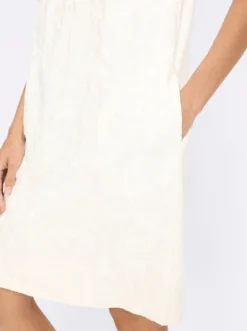 Sommerkleid mit Blumen-Stickerei