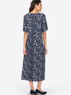 Sommerkleid mit Knopfleiste
