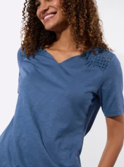 Spitzenshirt mit elastischem Saum