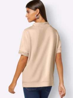 Stehkragenshirt in weichem Material