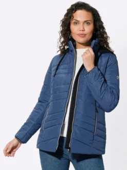 Steppjacke mit abnehmbarer Kapuze