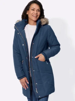 Steppjacke mit abnehmbarer Kapuze