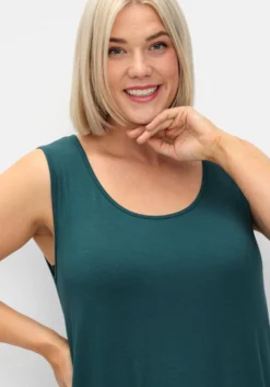 Strandkleid mit Vokuhila-Saum