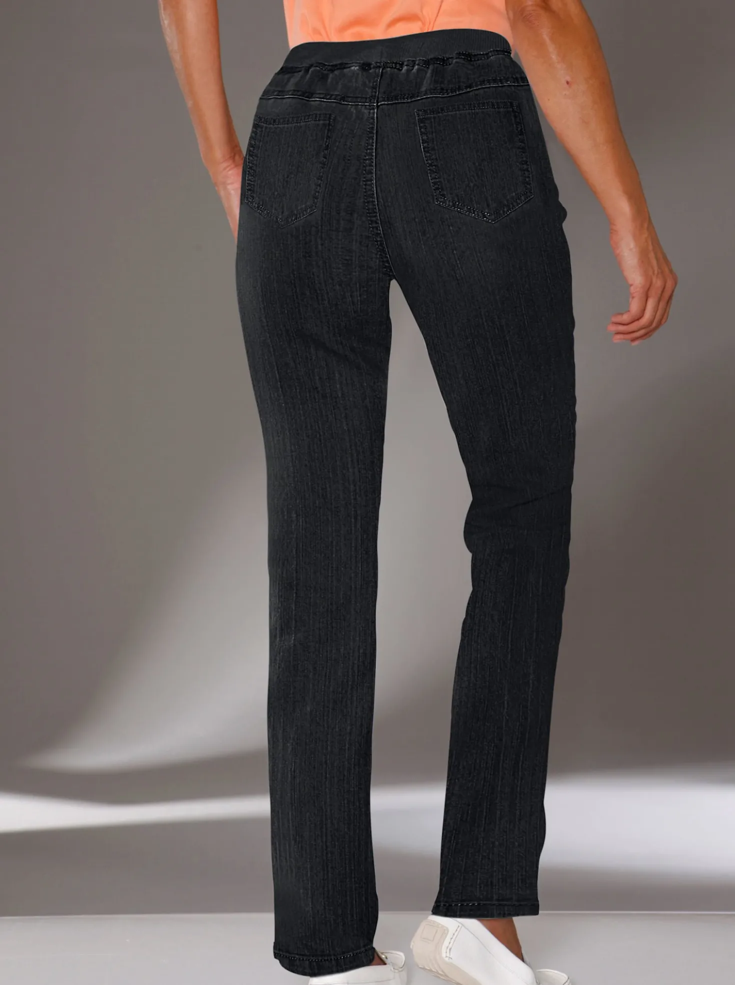 Stretch-Jeans mit Rundum-Dehnbund