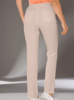 Stretch-Jeans mit Rundum-Dehnbund