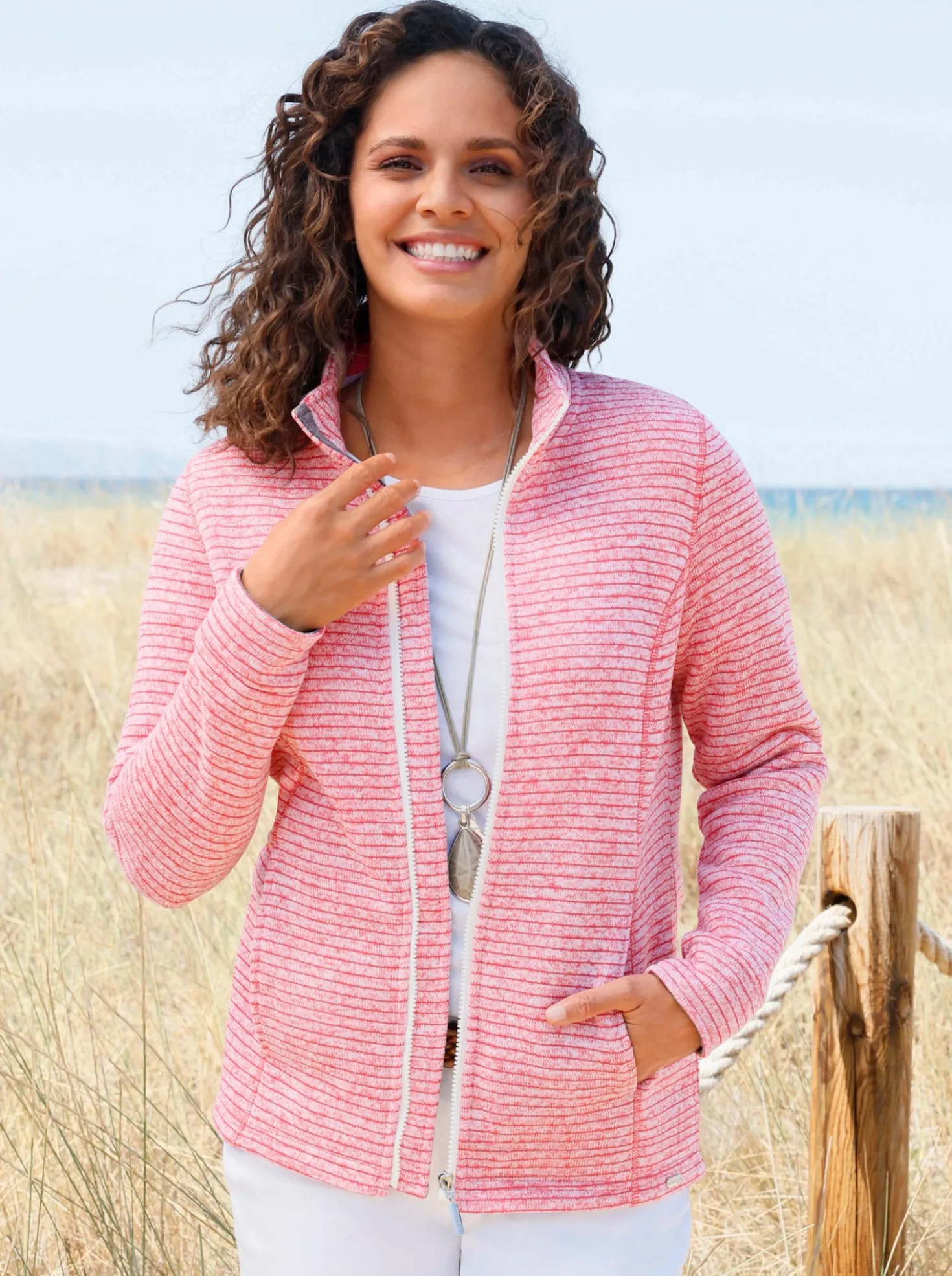 Strickfleecejacke mit Nahttaschen
