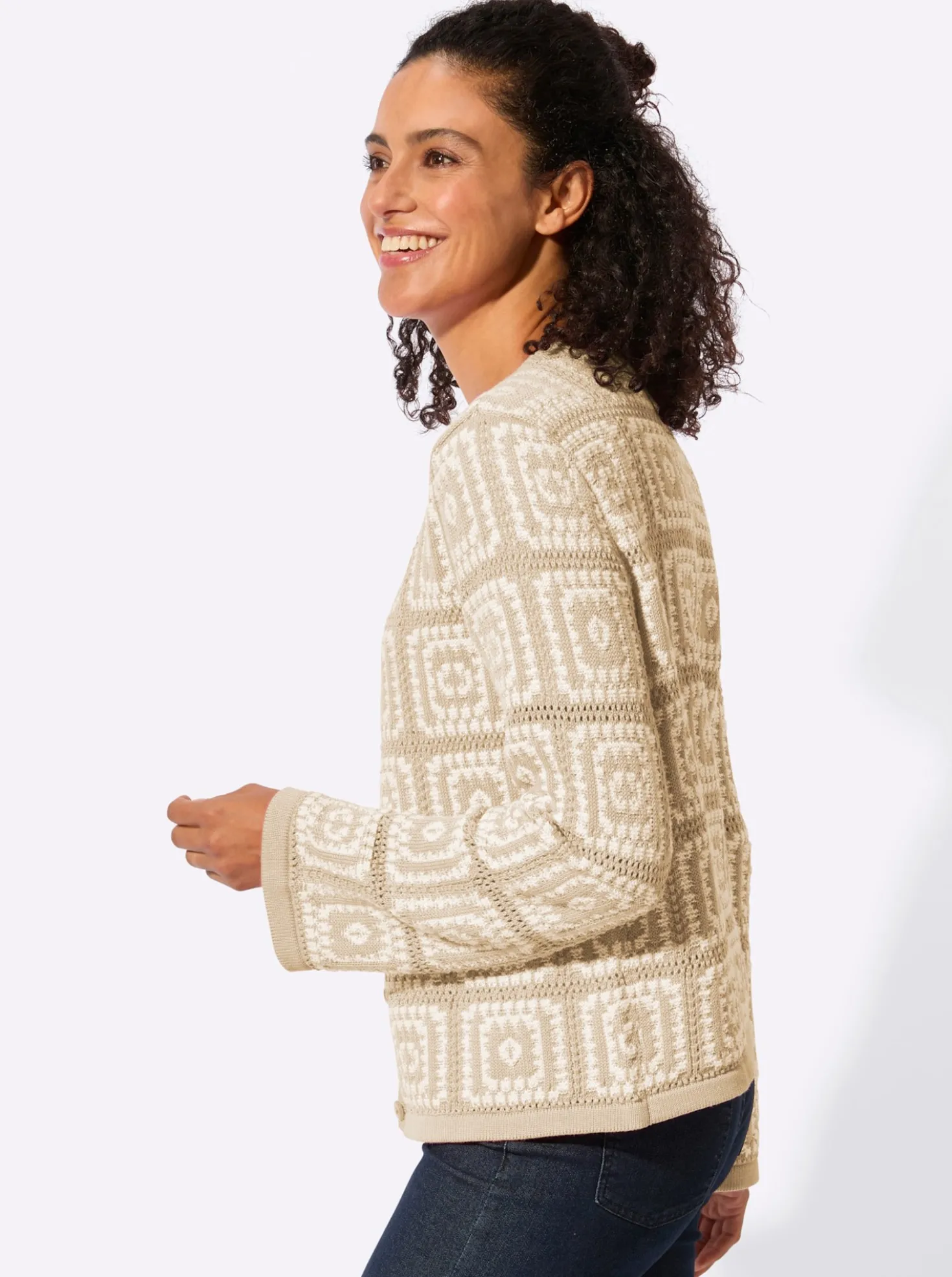 Strickjacke in Häkel-Optik
