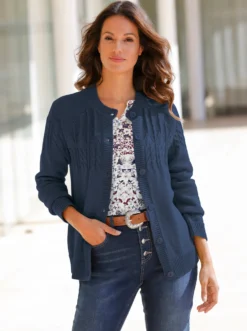 Strickjacke mit Raglan-Ärmeln