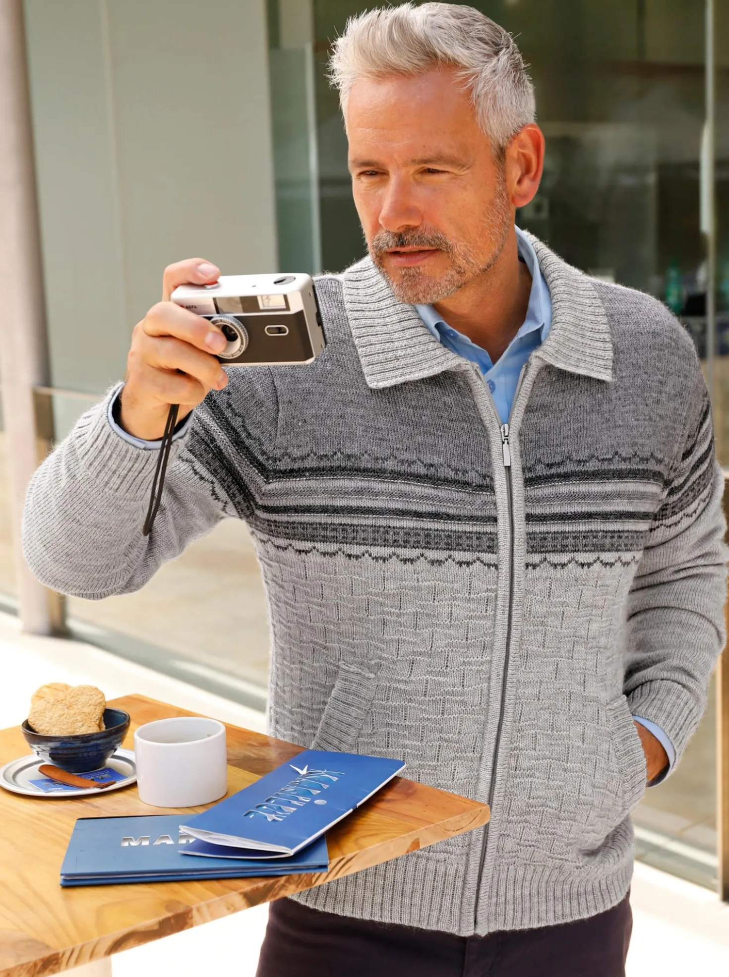 Strickjacke mit Reißverschluss