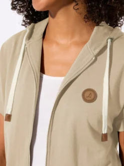 Sweatjacke mit Kapuze