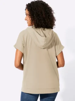 Sweatjacke mit Kapuze