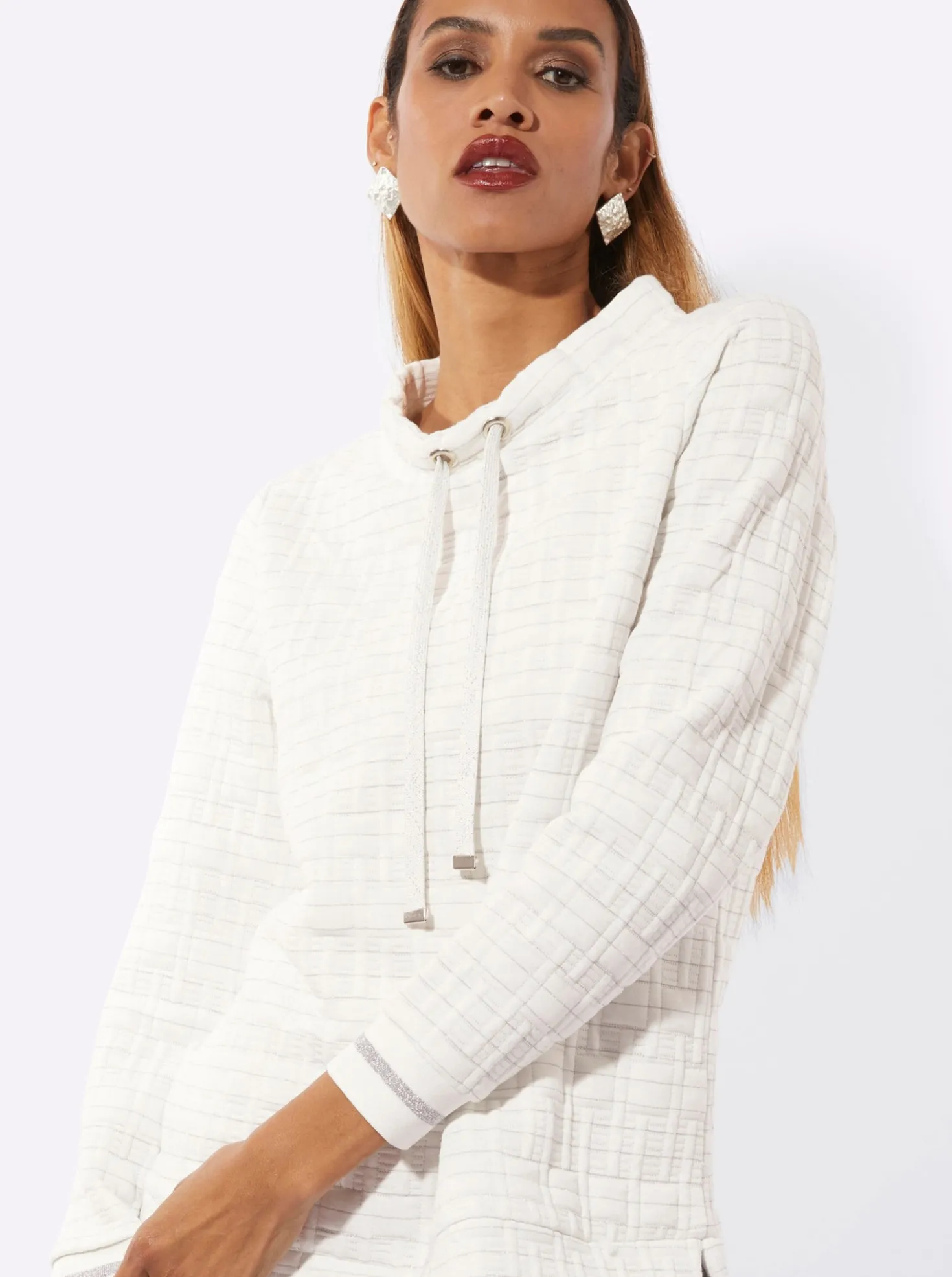 Sweatshirt mit Seitenschlitzen