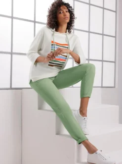 Sweatshirt mit weitem Stehkragen