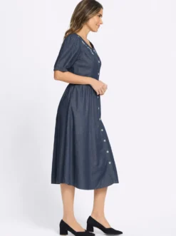 Trachtenkleid mit floraler Stickerei