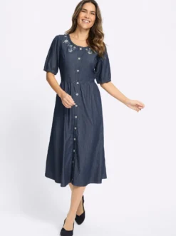 Trachtenkleid mit floraler Stickerei