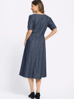 Trachtenkleid mit floraler Stickerei