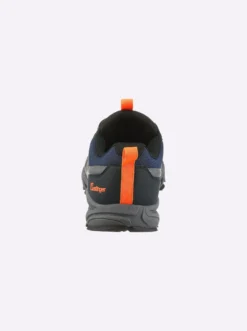 Trekkingschuh mit elastischen Schnürsenkeln