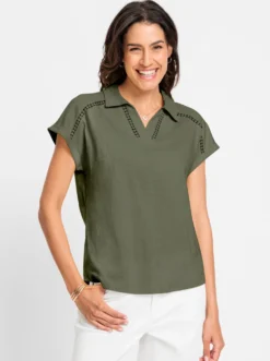 V-Shirt mit transparentem Spitzenband an der Schulter