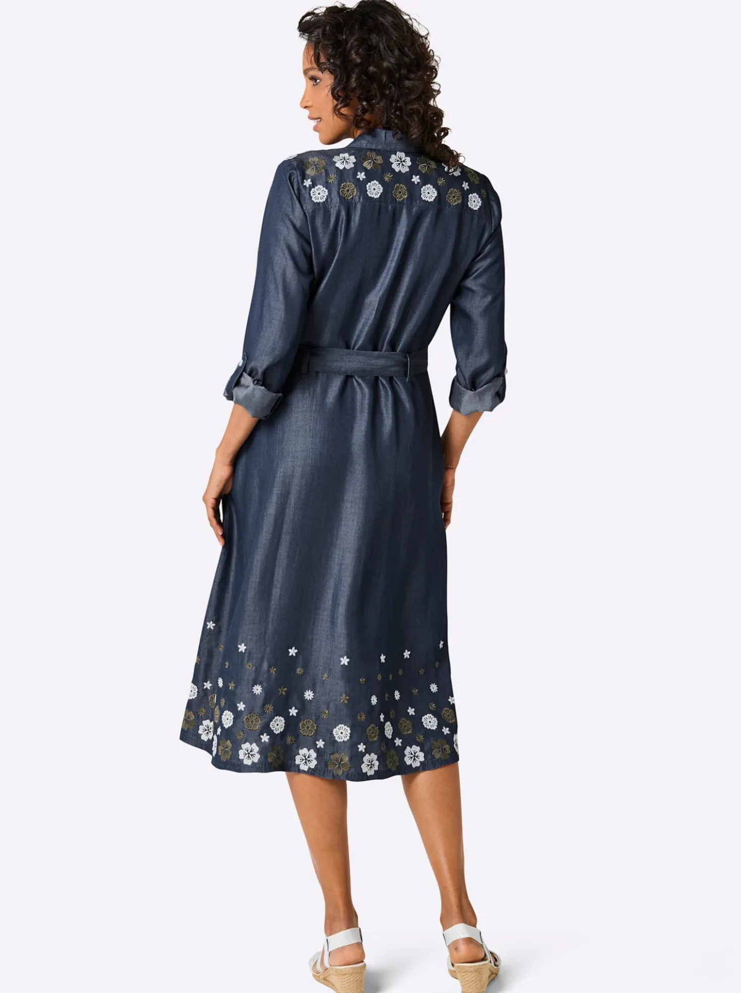 Webkleid mit Blüten-Stickerei