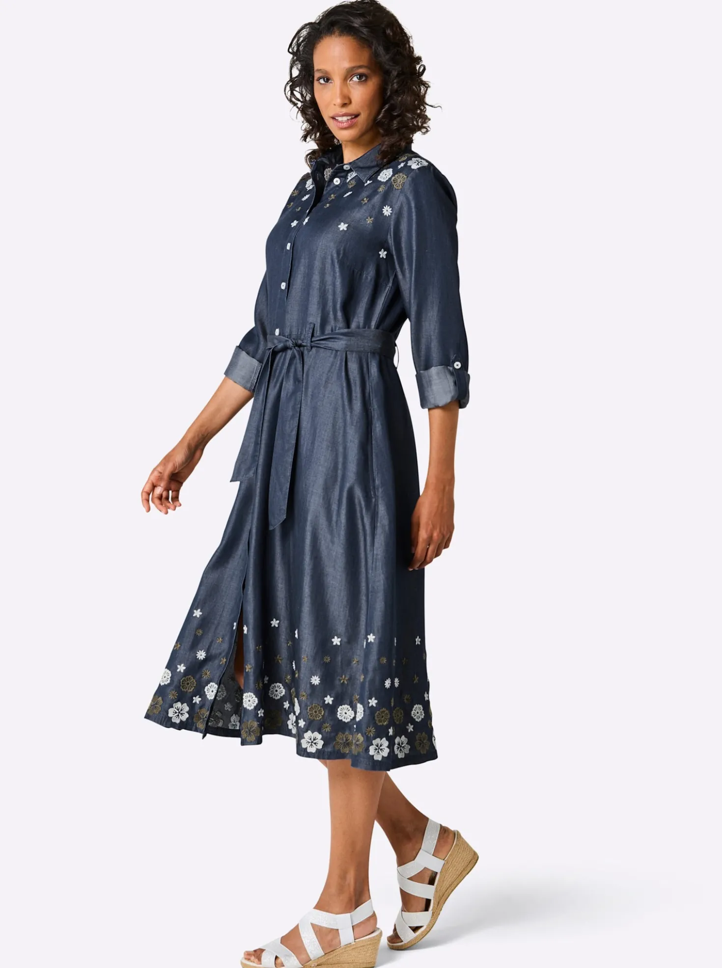 Webkleid mit Blüten-Stickerei