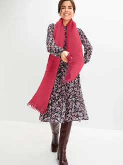 Webkleid mit Smok-Partien