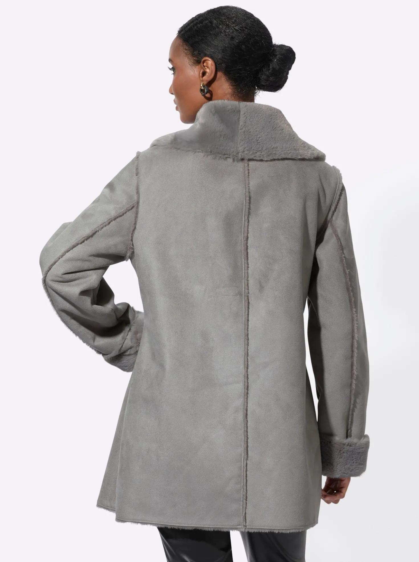 Winterjacke in Lammfell-Optik