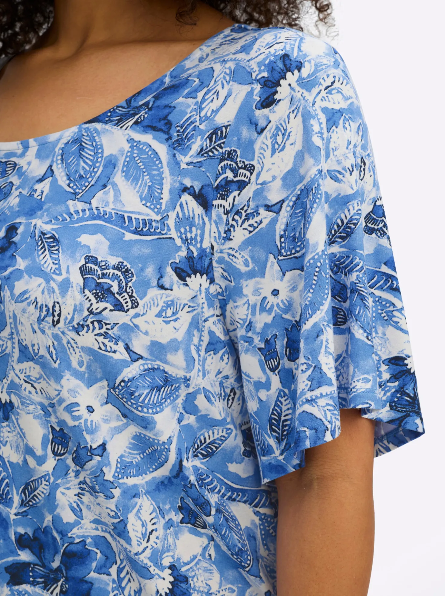 Zipfelshirt mit floralem Print